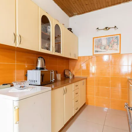 4 Bedroom Awesome In * Gornja Brela